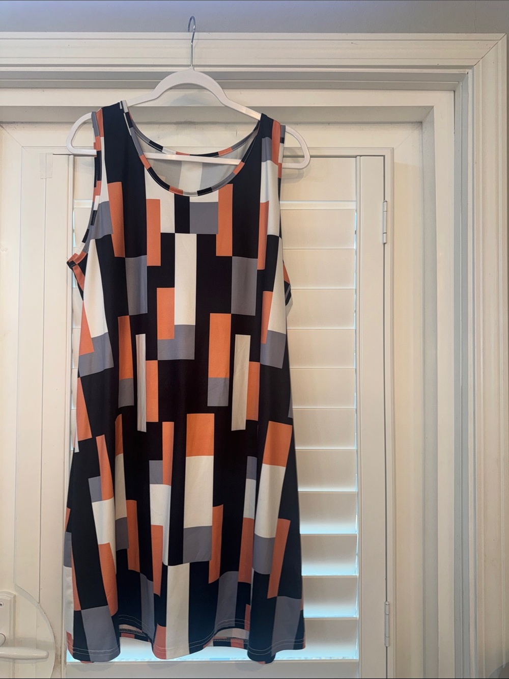 Sleeveless Geometric Shift Dress in Black, Orange & Gray